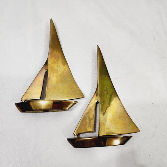 Vintage Enesco Mid-Century Modern Brass Sailboat Sculptures Paper Weights 1960s - Picture 9 of 15